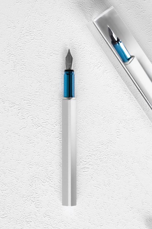 Перьевая ручка PININFARINA PF One SILVER /BLUE