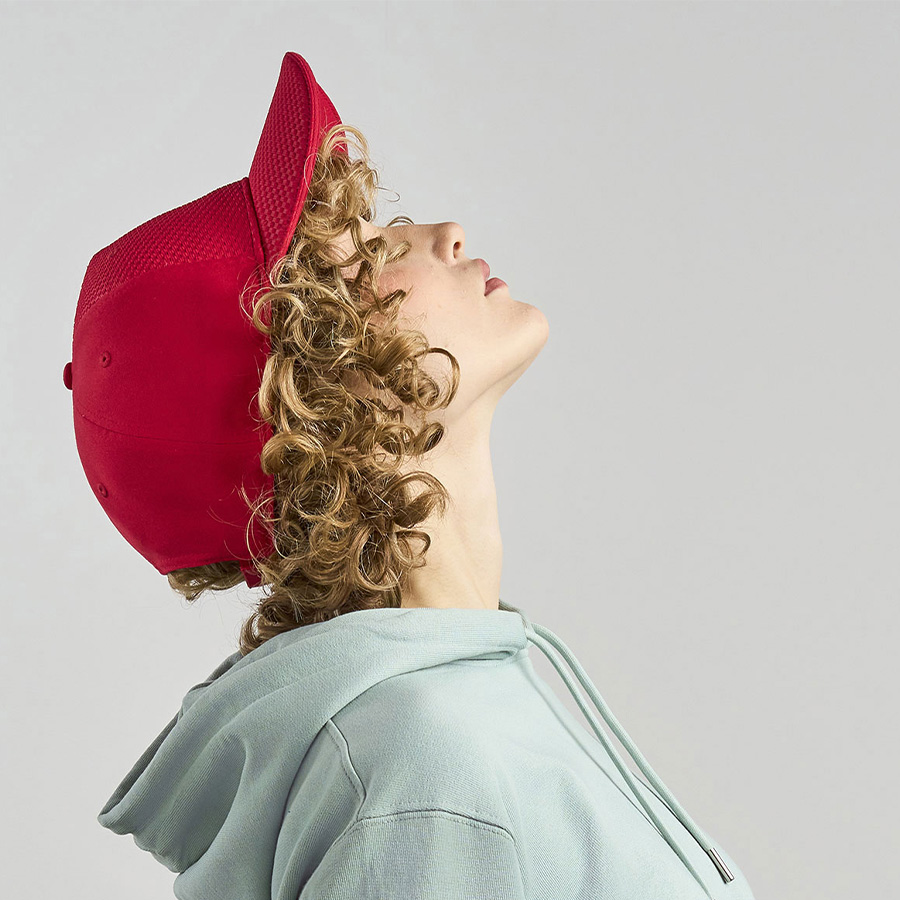 Бейсболка GEAR-S, 5 клиньев, заст. на липучке, белый, 100% полиэстер/ 95% полиэст, 5% эласт 300 г/м2